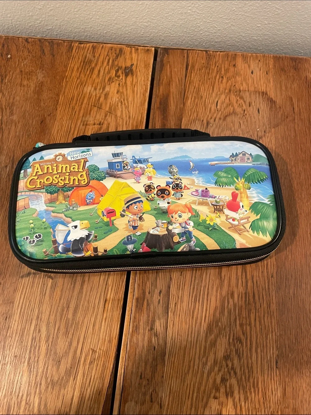 Nintendo Switch Game Traveler Deluxe Case | Animal Crossing: New Horizons